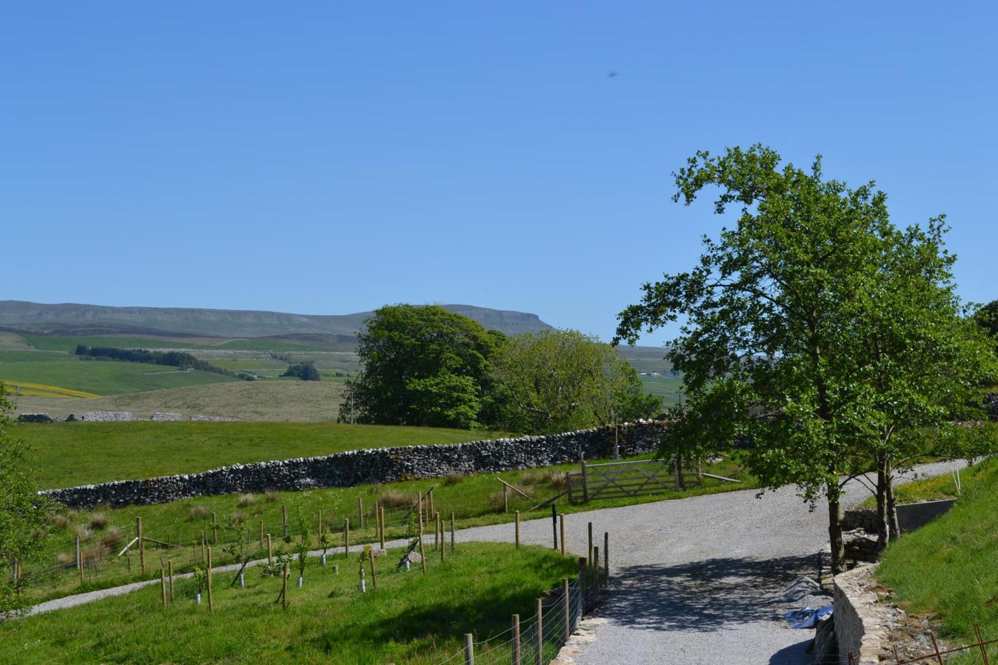 The Warren Lodge Cabin At Ashes Farm, Near Settle Exteriér fotografie